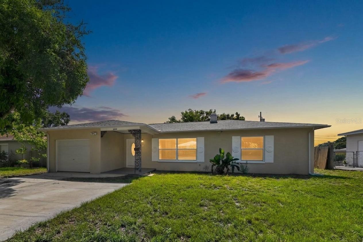5235 ROBIN LANE N