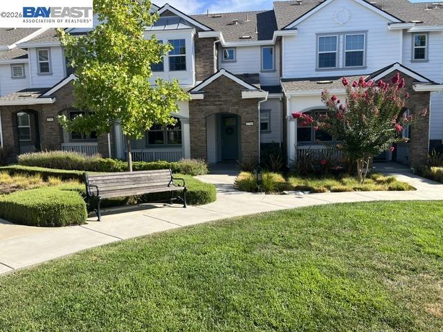 1744 Catalina Ct