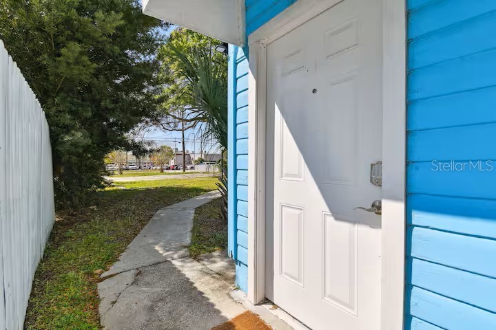 1501 WOODWARD STREET 1/2