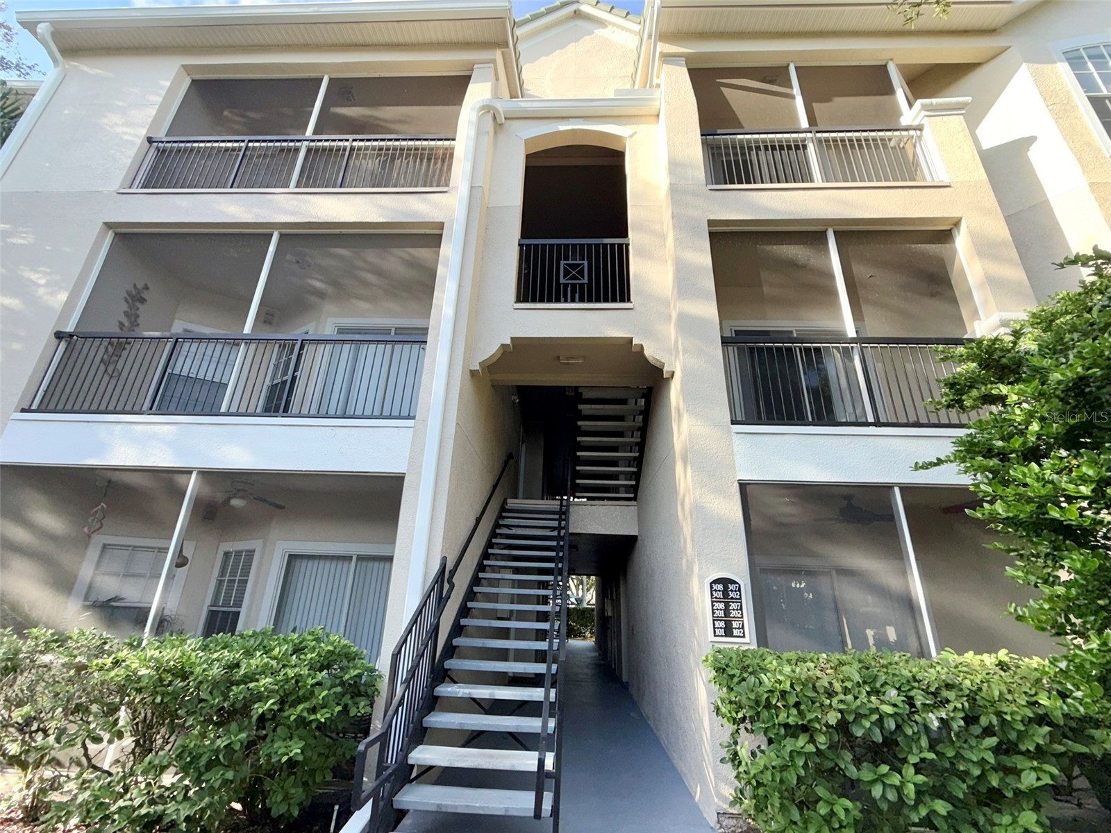 5152 NORTHRIDGE ROAD 302