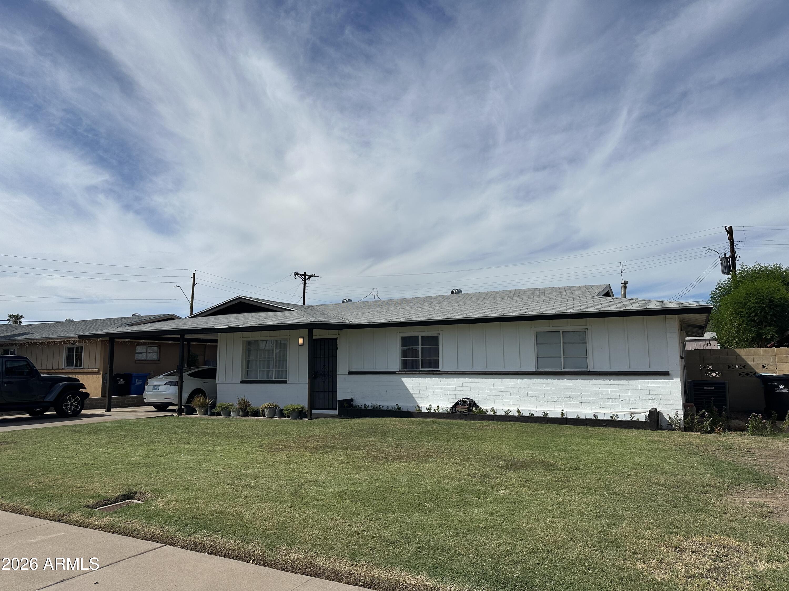3438 W PALMAIRE Avenue, Phoenix, AZ 85051