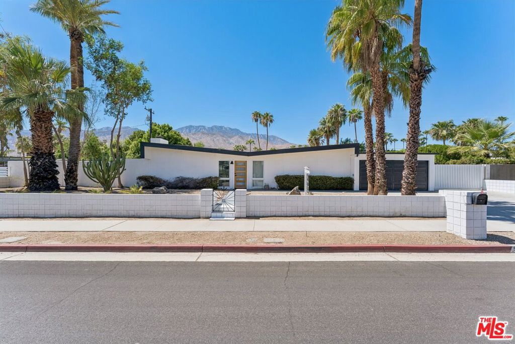 547 N Farrell Drive