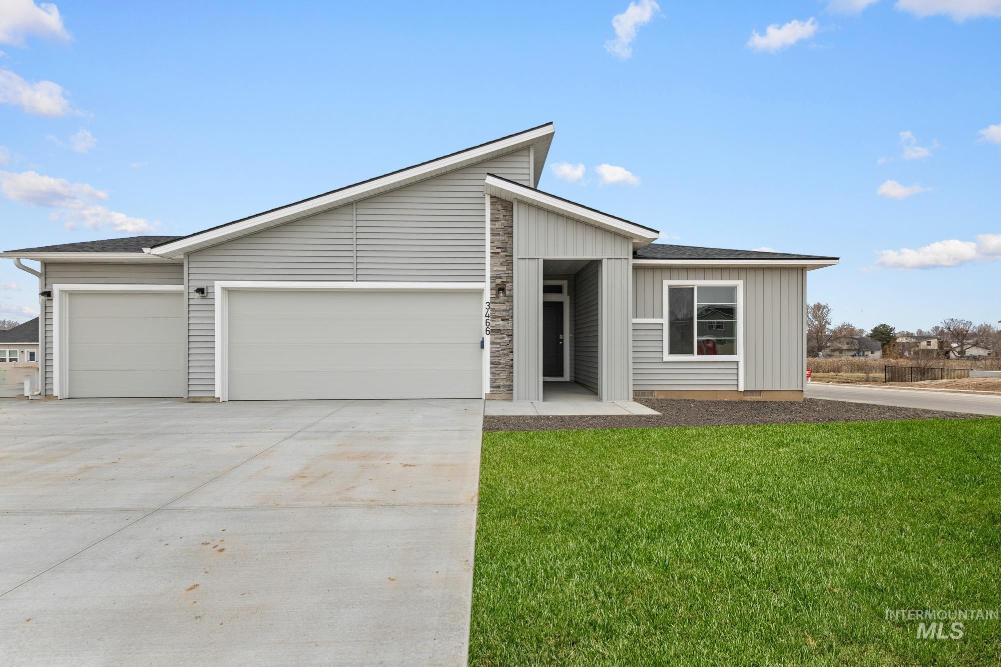 13307 Bank St, Caldwell ID 83607