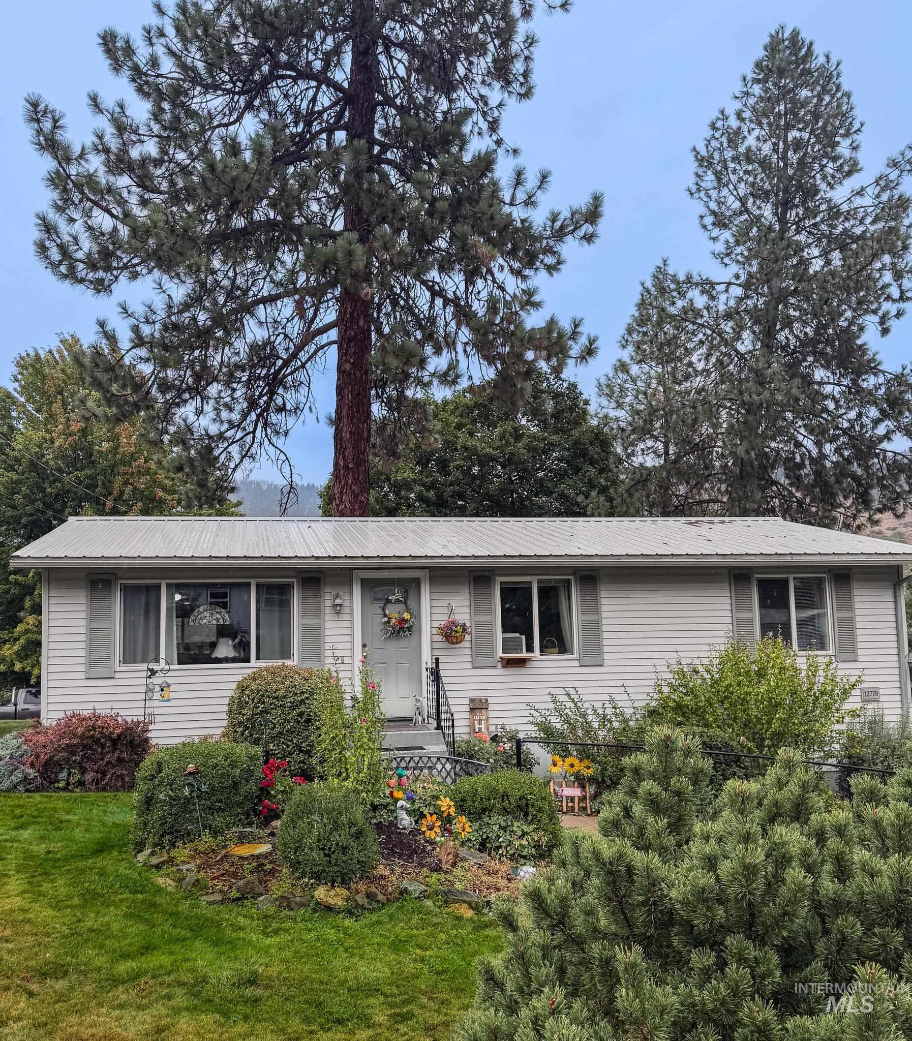 12779 Hartford, Orofino ID 83544