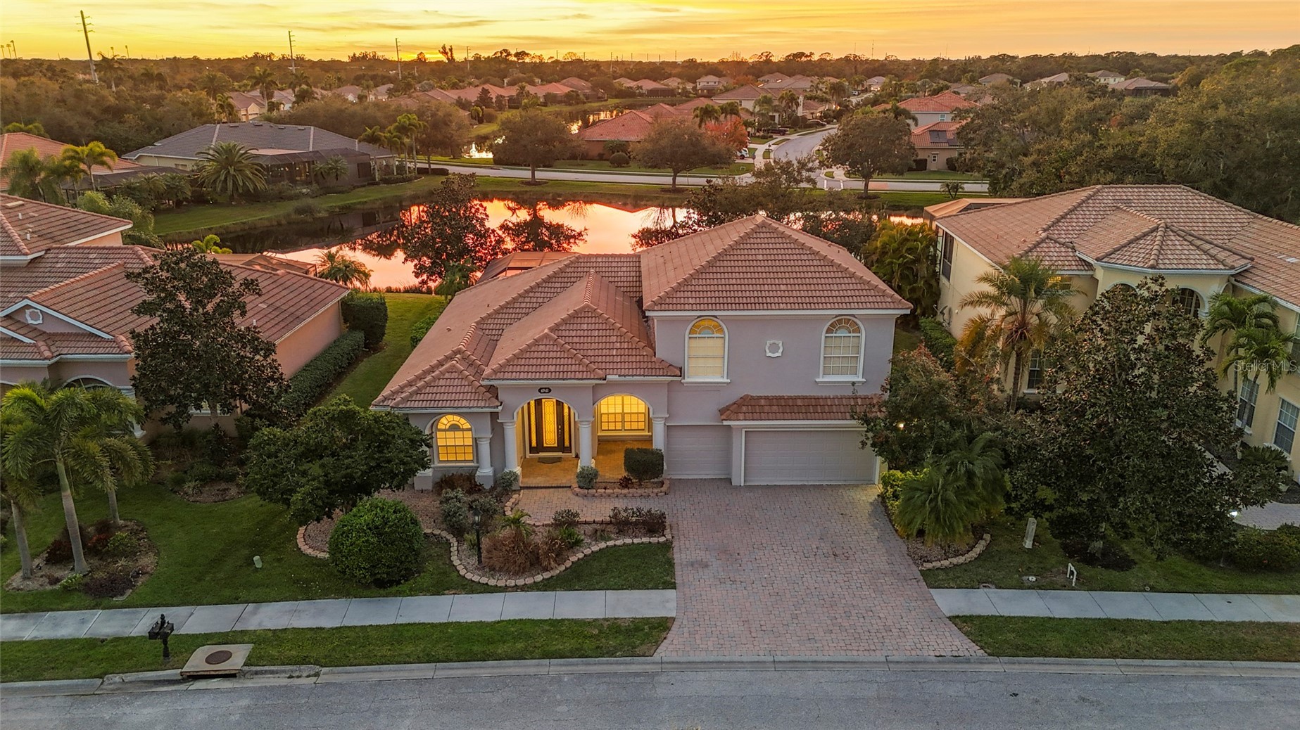 6961 SCRUB JAY DRIVE