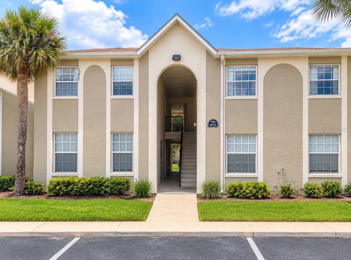 4312 HECTOR COURT 4