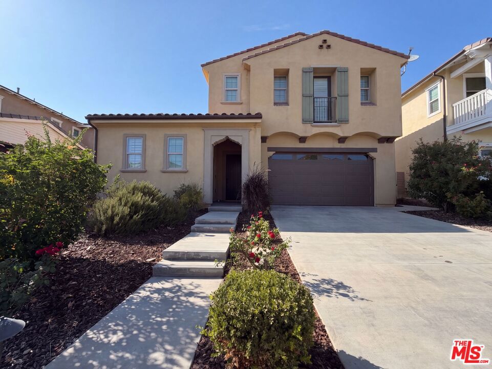 627 E Orange Blossom Way