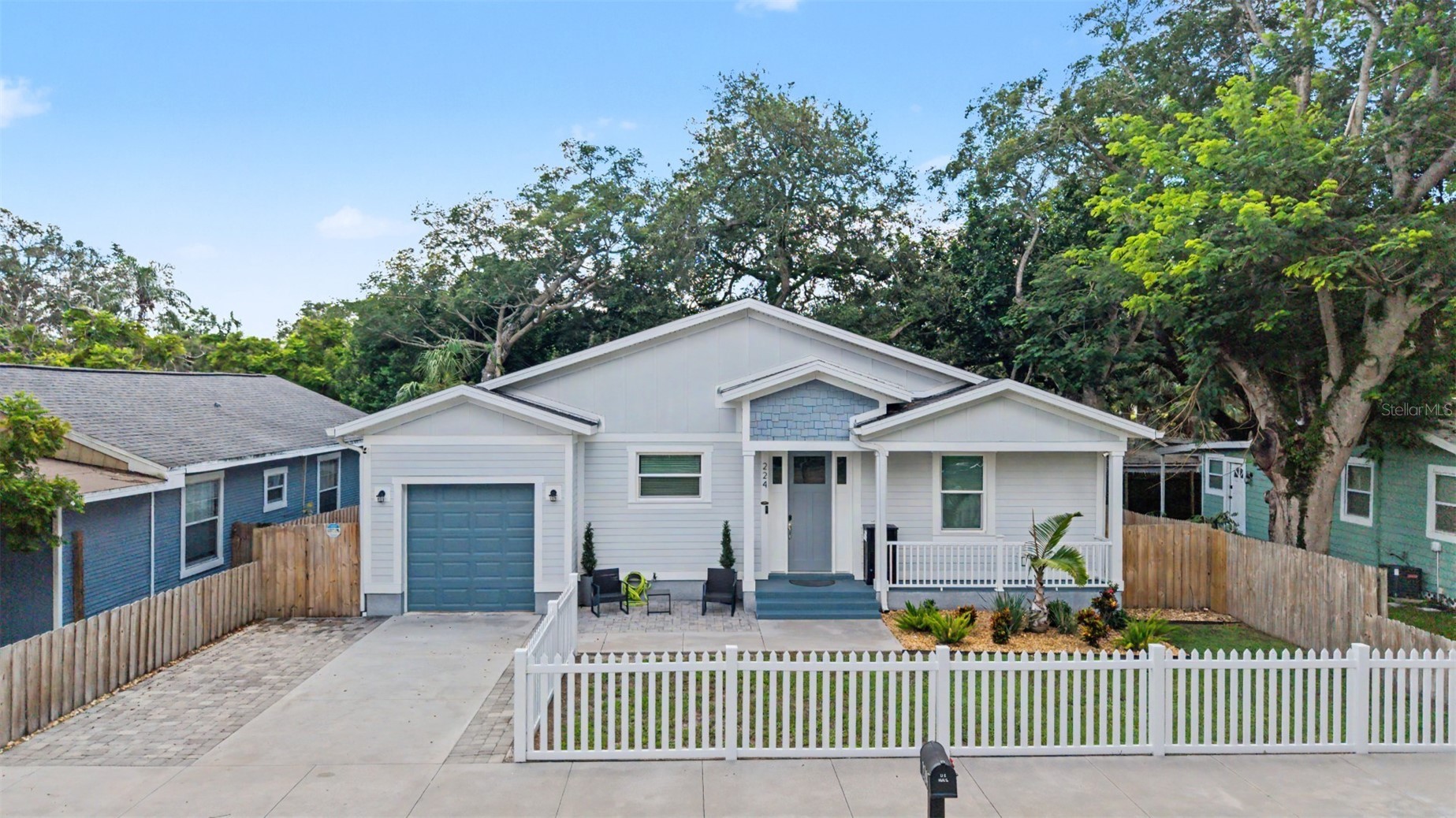 224 W EMILY STREET
