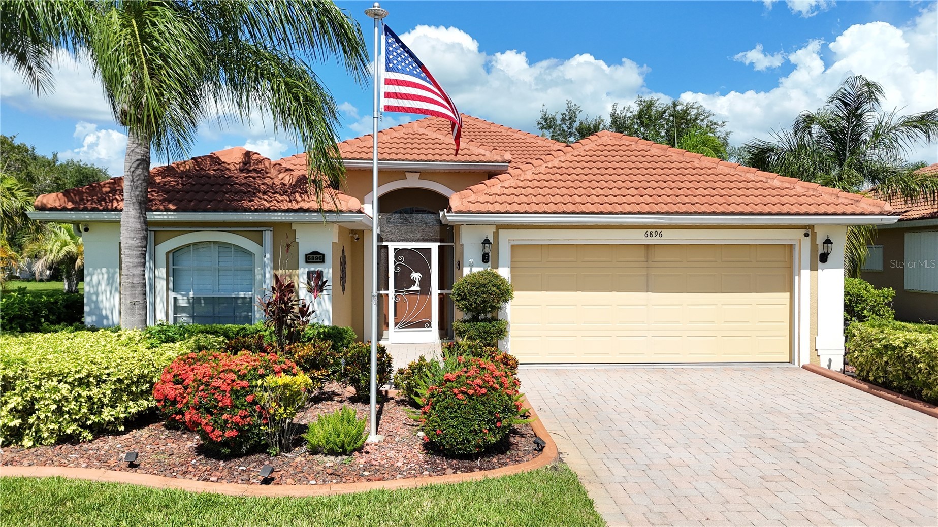 6896 TALON BAY DRIVE