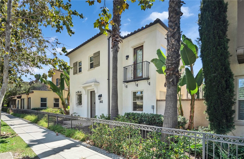 412 E Santa Ana Street