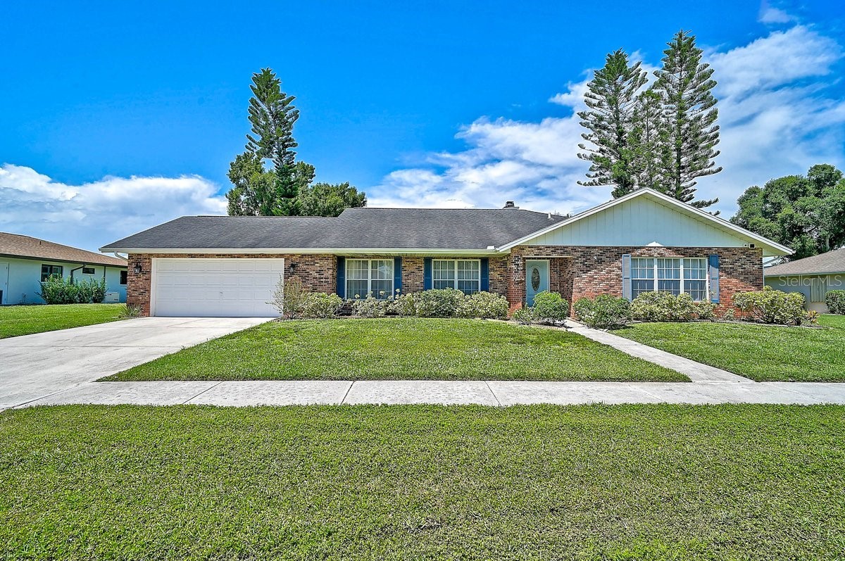 1113 DERIAN PLACE