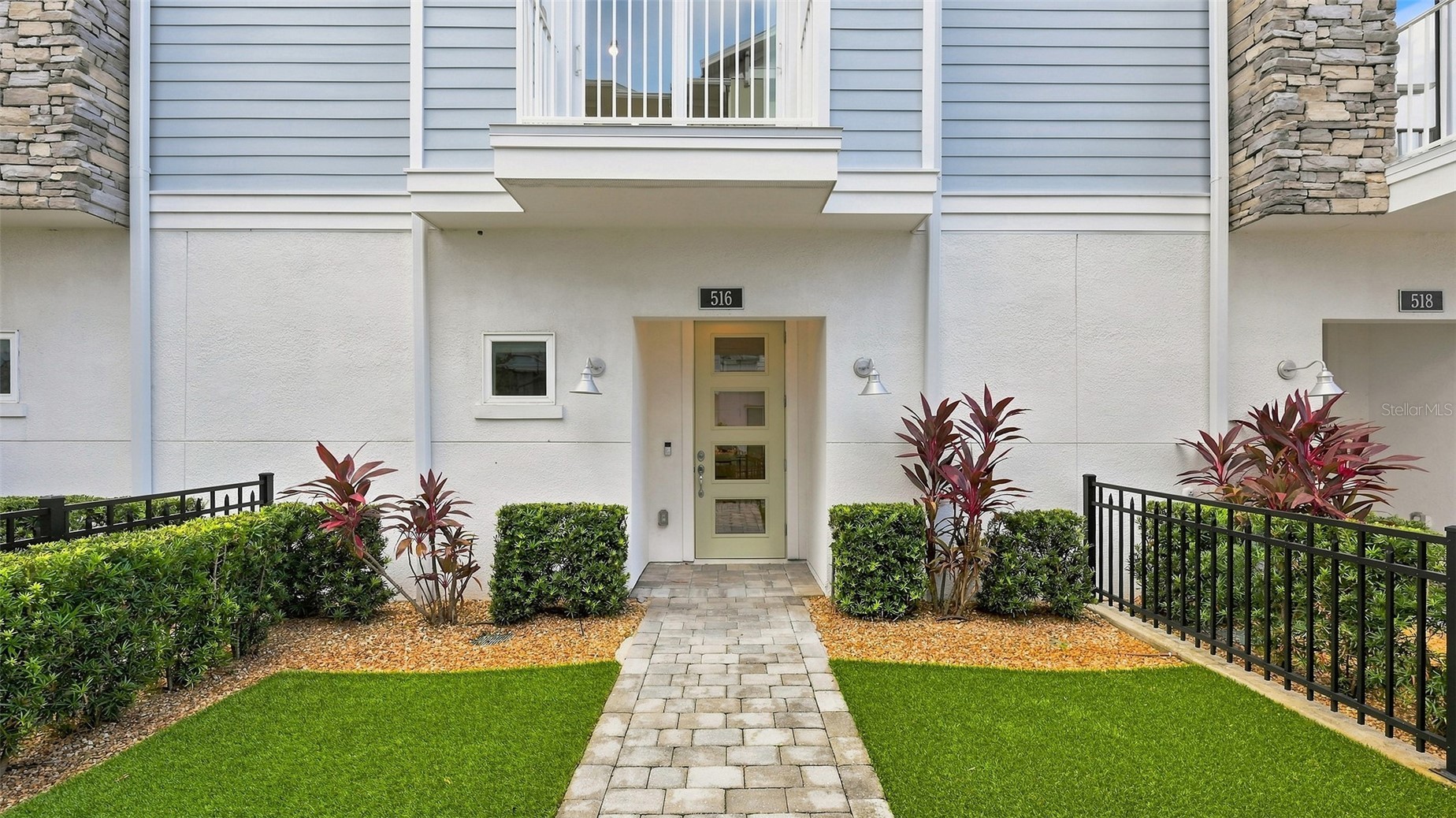 516 LAUREL PARK DRIVE
