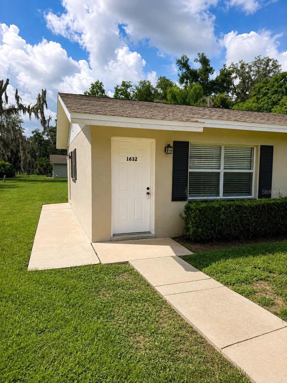 1632-1632 NE 71ST PLACE