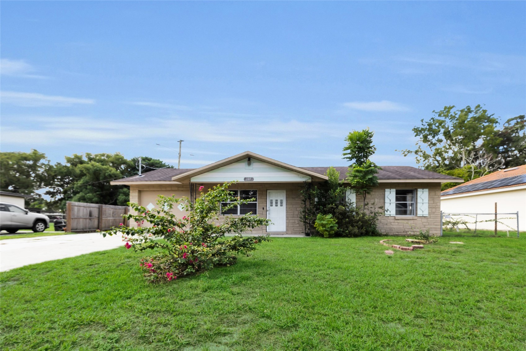 207 ELAINE DRIVE