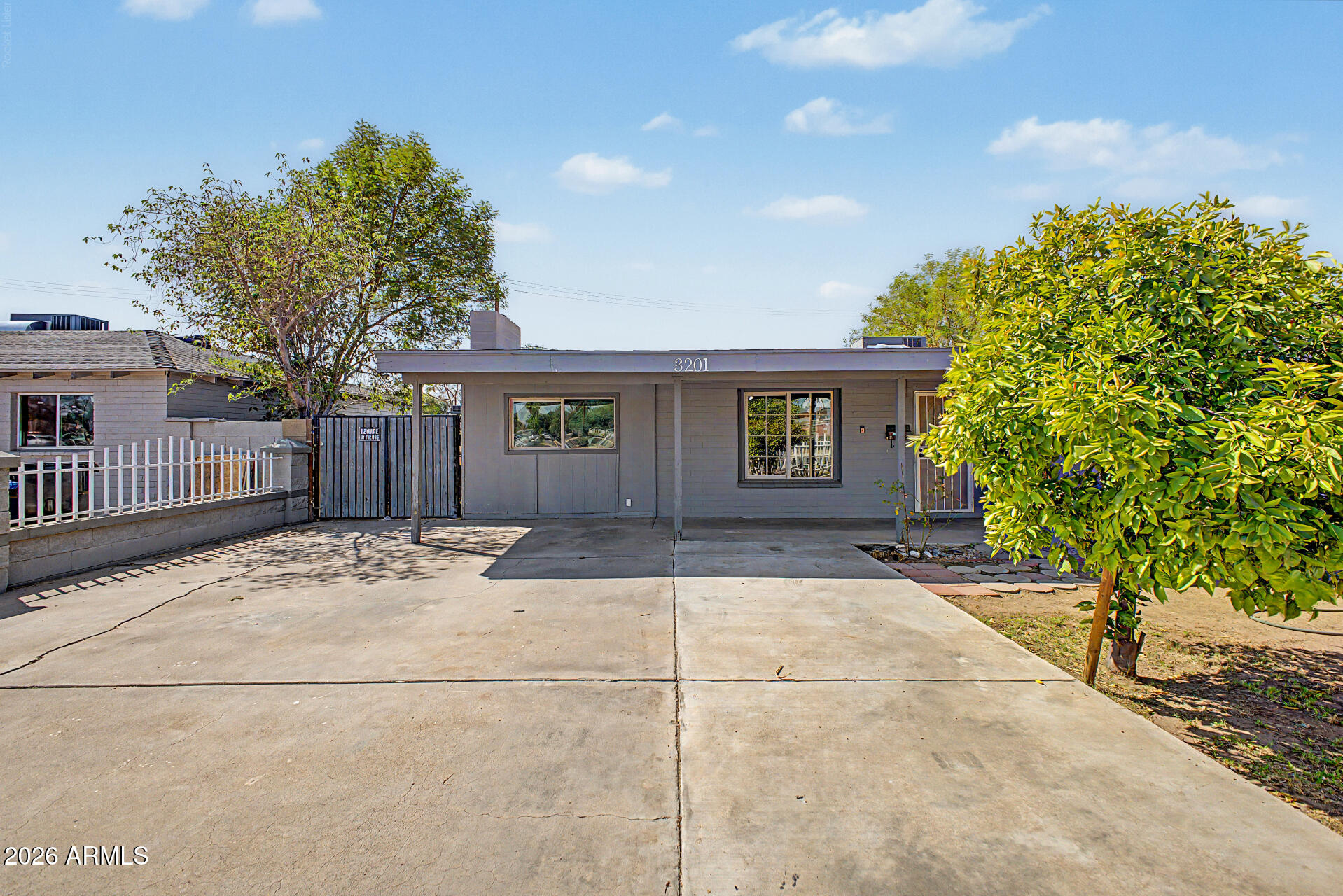 3201 W BETHANY HOME Road, Phoenix, AZ 85017
