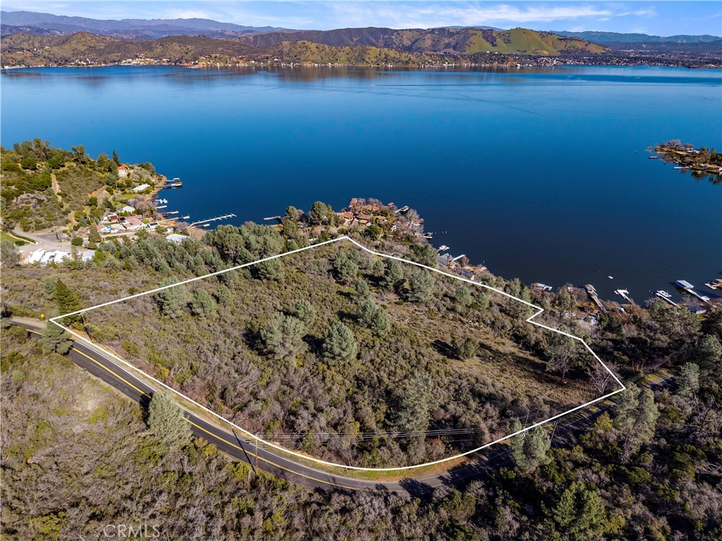 11390 Point Lakeview