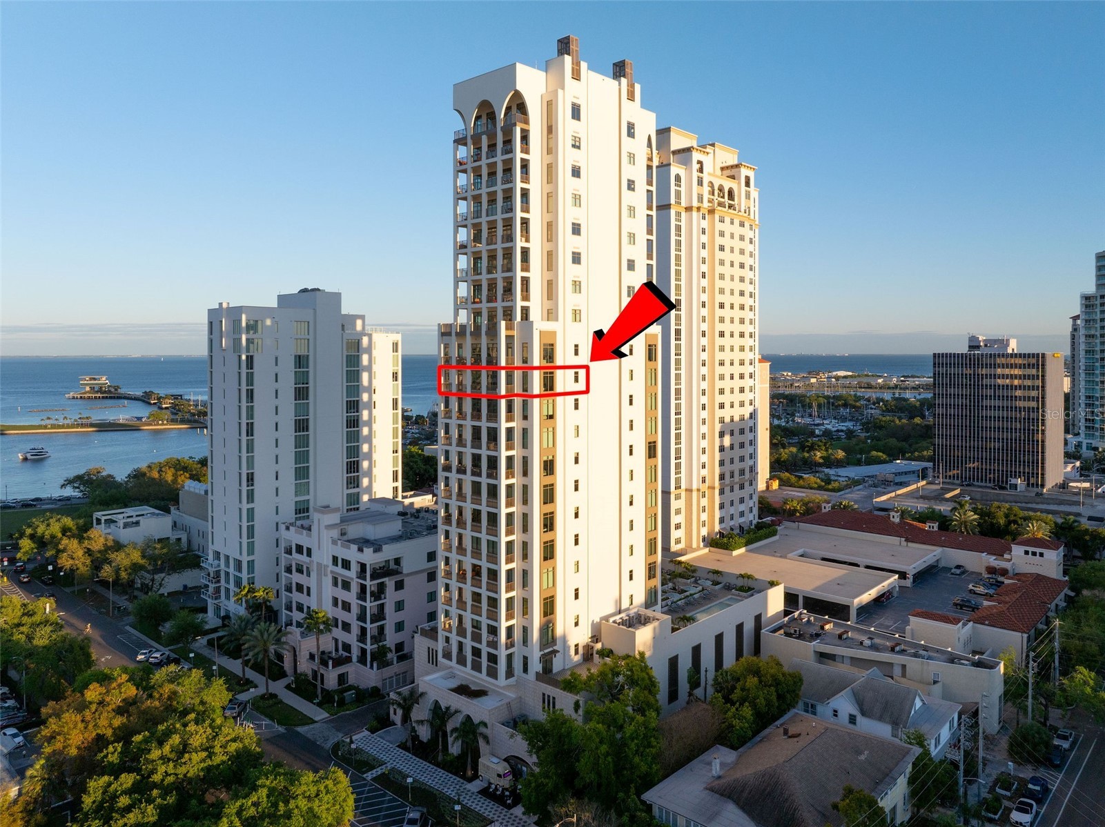 126 4TH AVENUE NE 1401