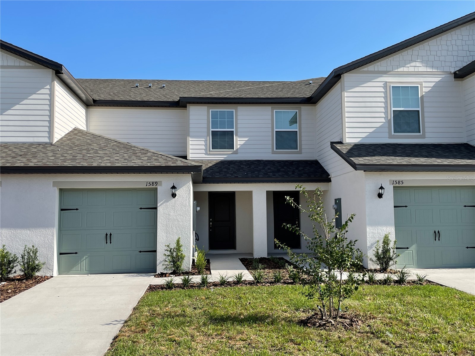 1589 WYNFORD CIRCLE