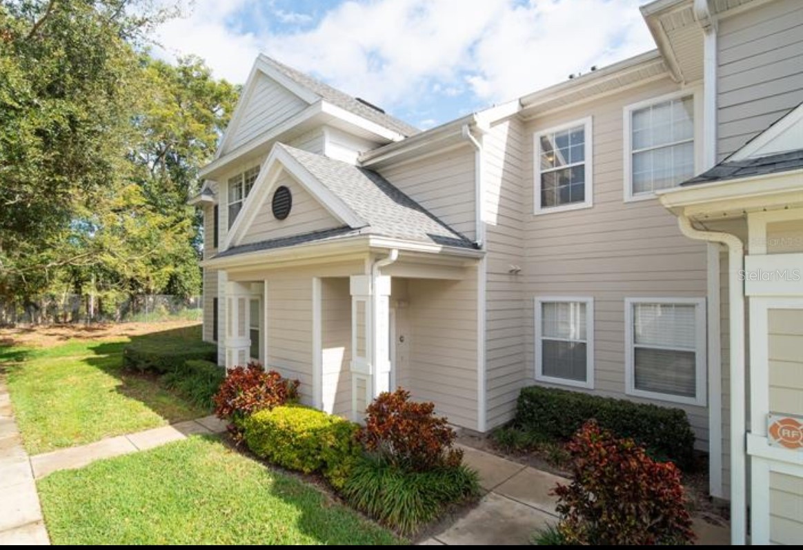 1300 EASTERN PECAN PLACE 208