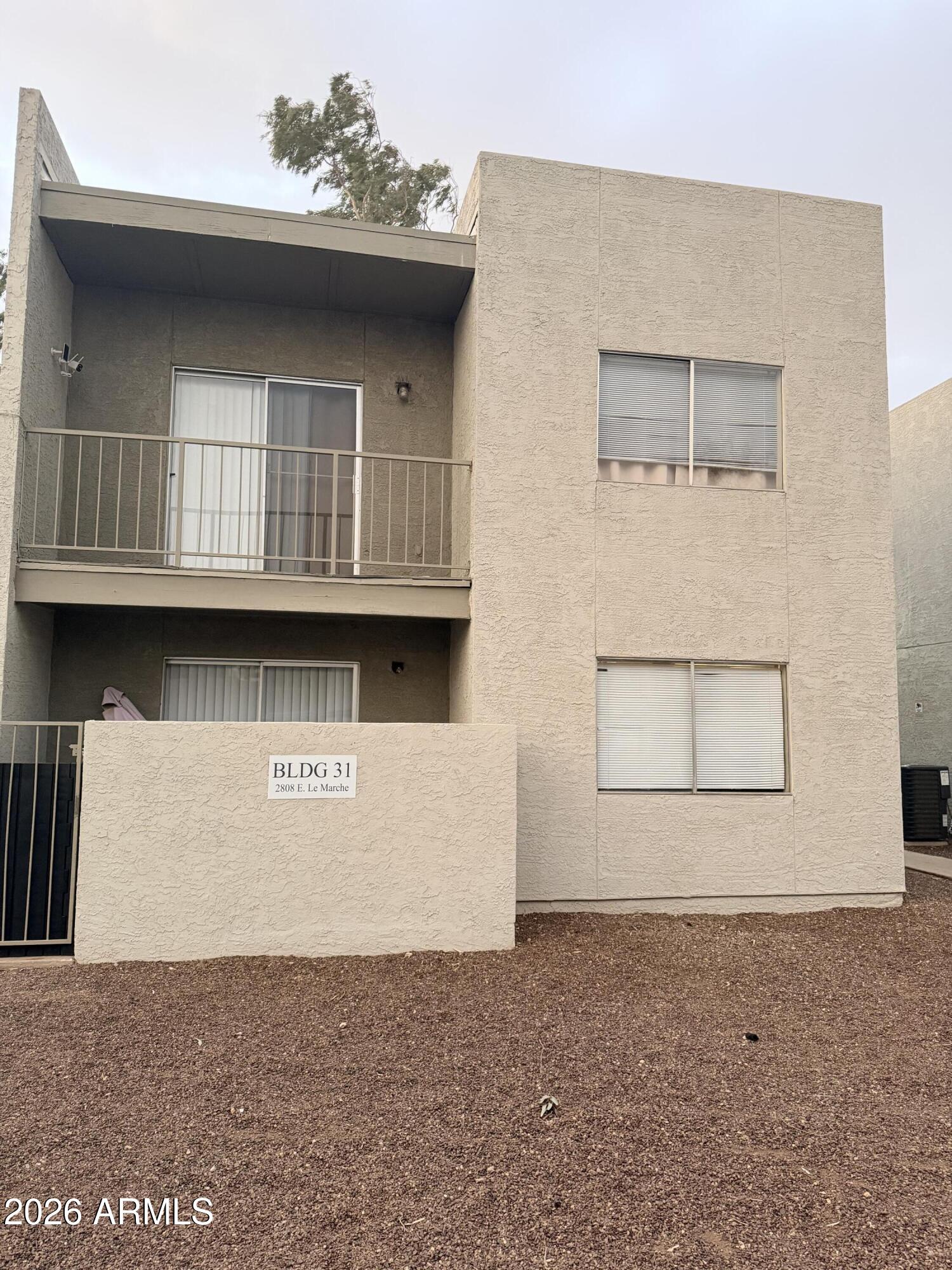 2808 E LE MARCHE Avenue, Phoenix, AZ 85032