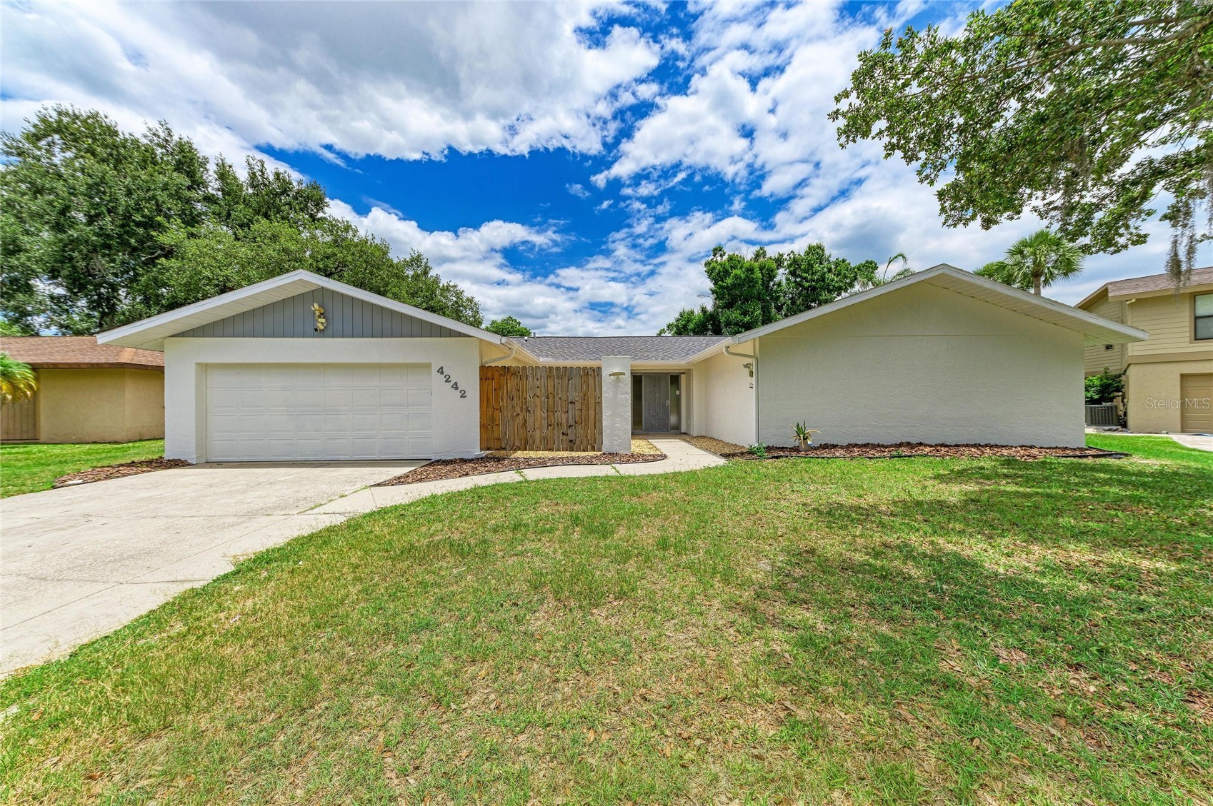 4242 DRYDEN CIRCLE
