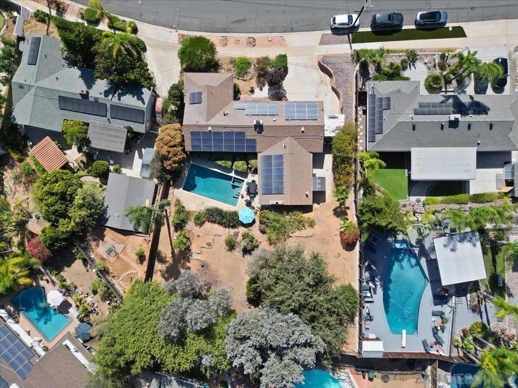1493 Olive Hills