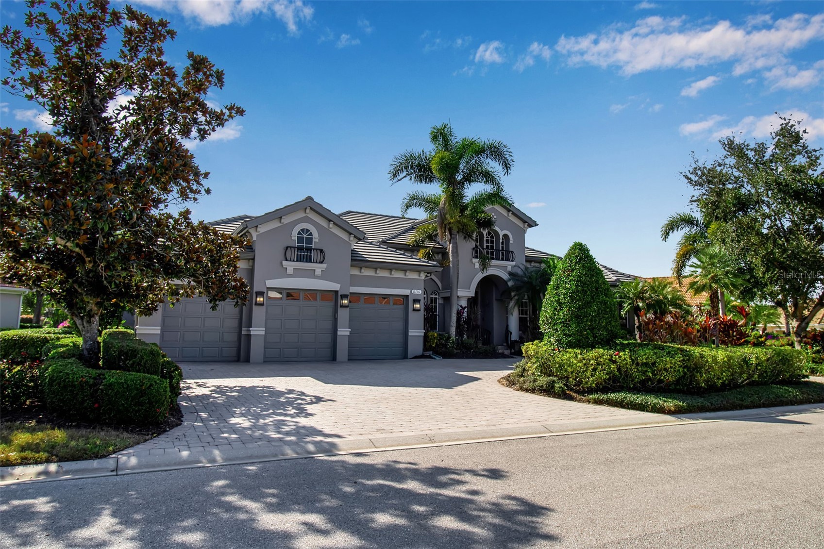 8116 LONE TREE GLEN
