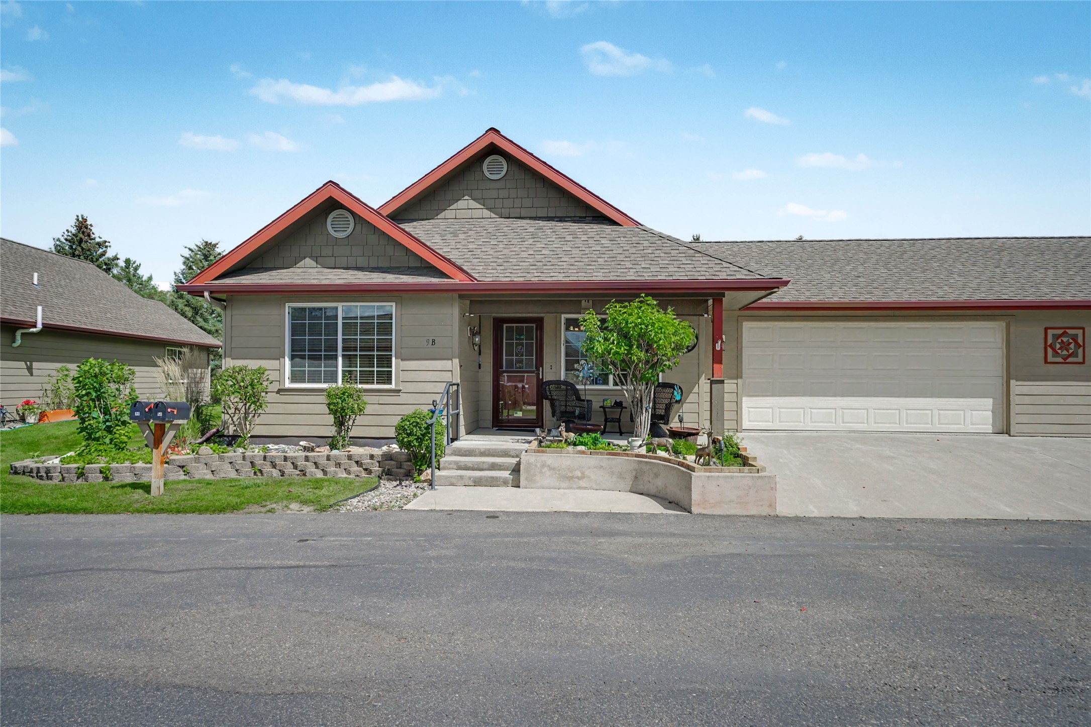9 Eliza Drive B