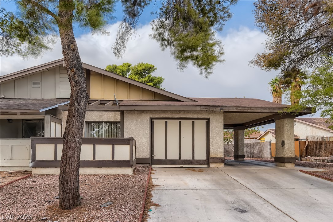 3959 Spring Leaf Drive