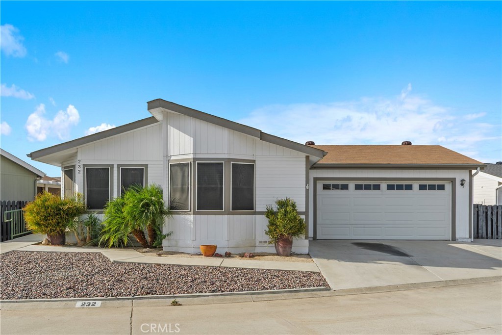 27250 232 Murrieta