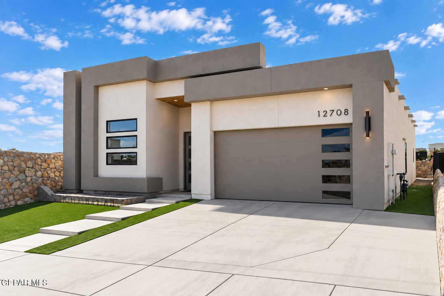 12708 Persistence Avenue, El Paso, TX 79928