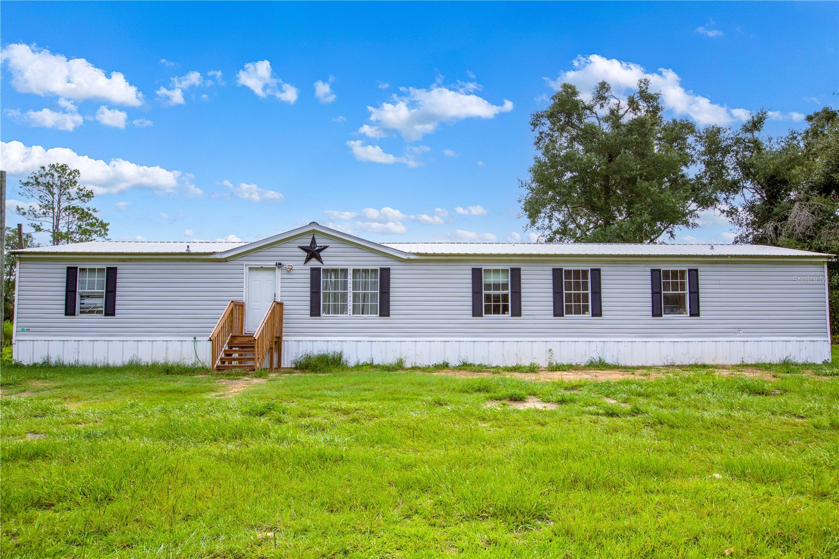 243 SW REIGEL COURT