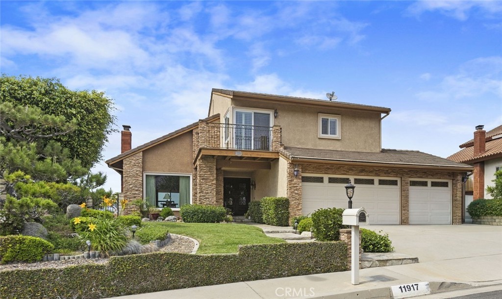 11917 Rustic Hill