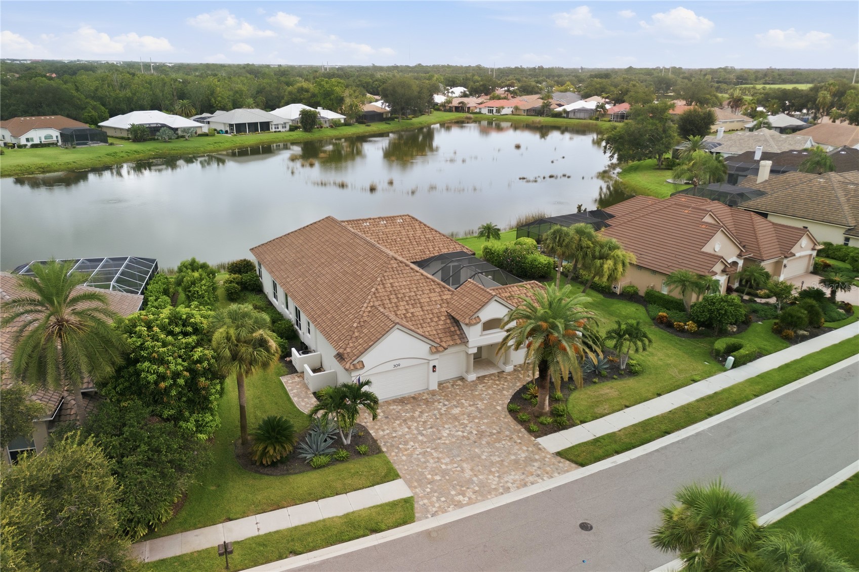 309 S STONE BRIAR CREEK DRIVE