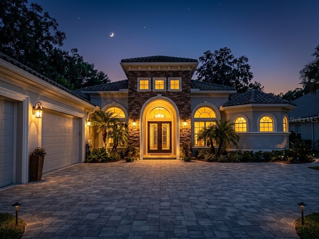 14 LONGVIEW WAY N