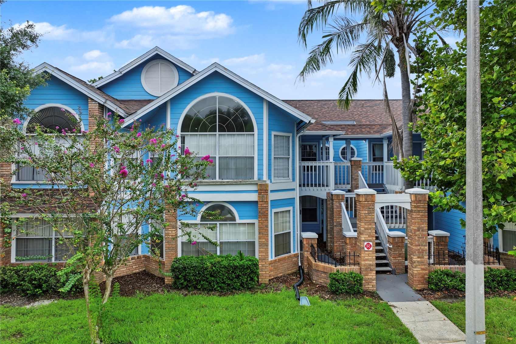 2751 N POINCIANA BOULEVARD 32