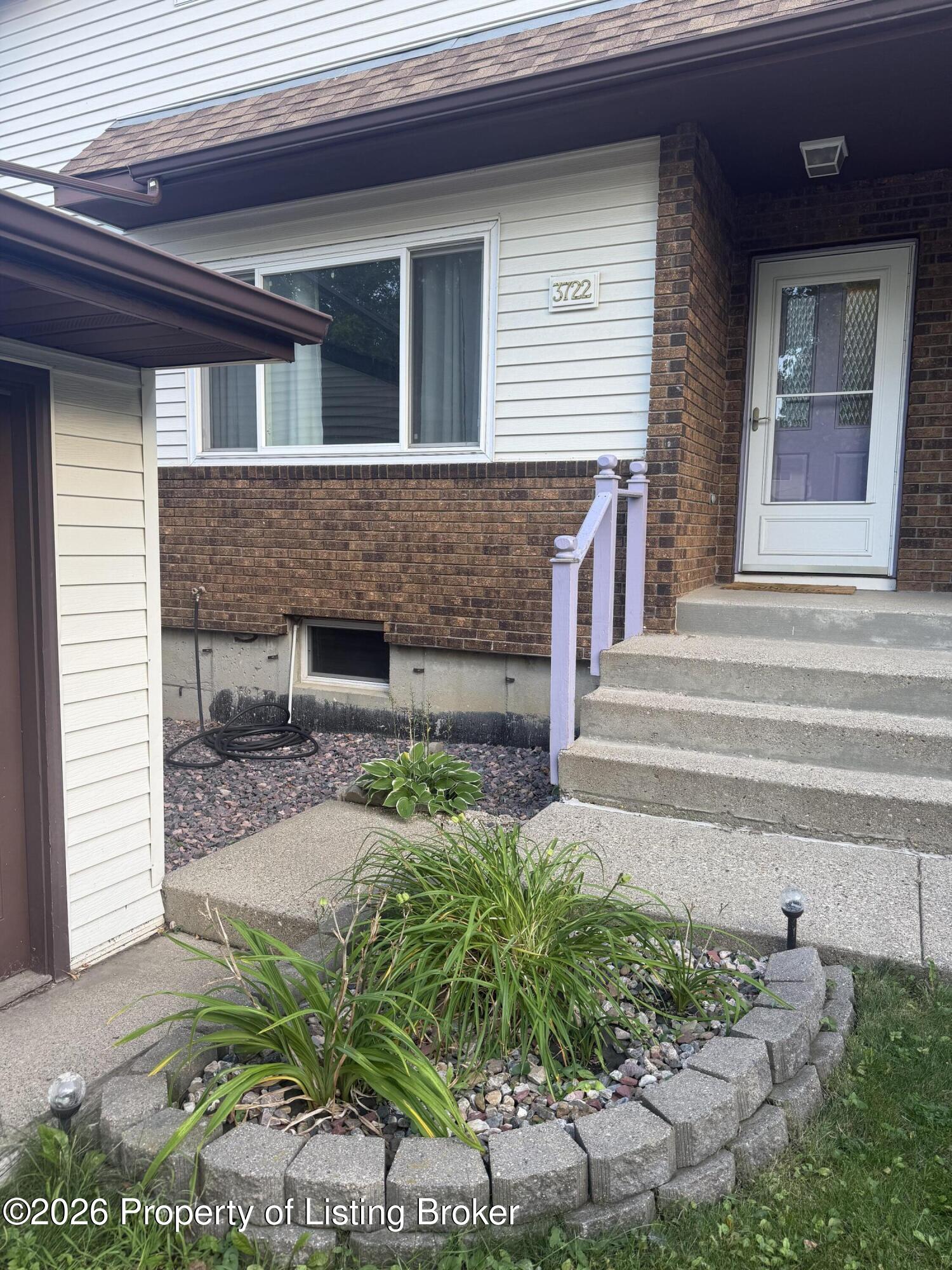 3722 Renee Drive, Bismarck, ND 58503