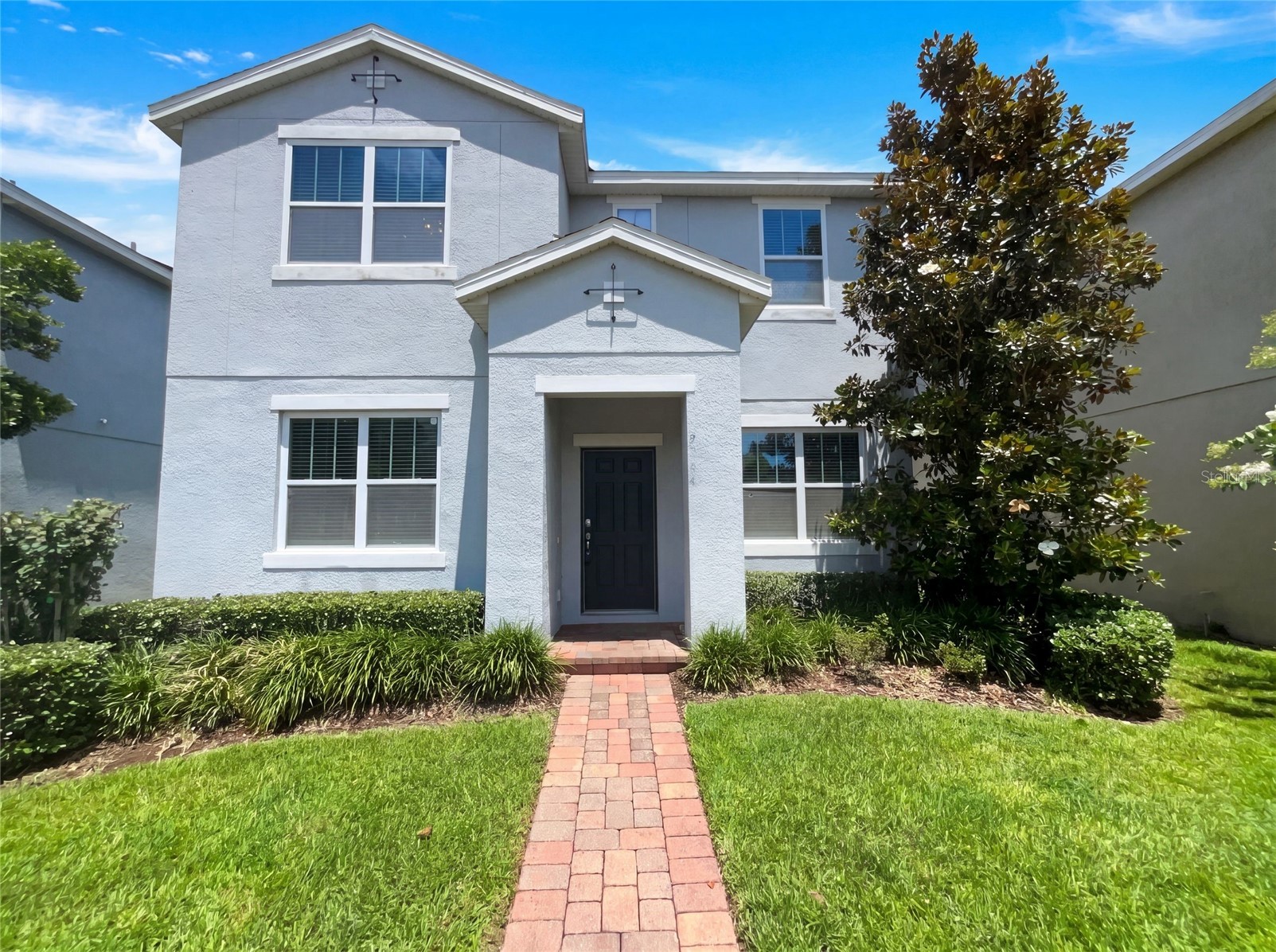 2264 FICUS ALLEY