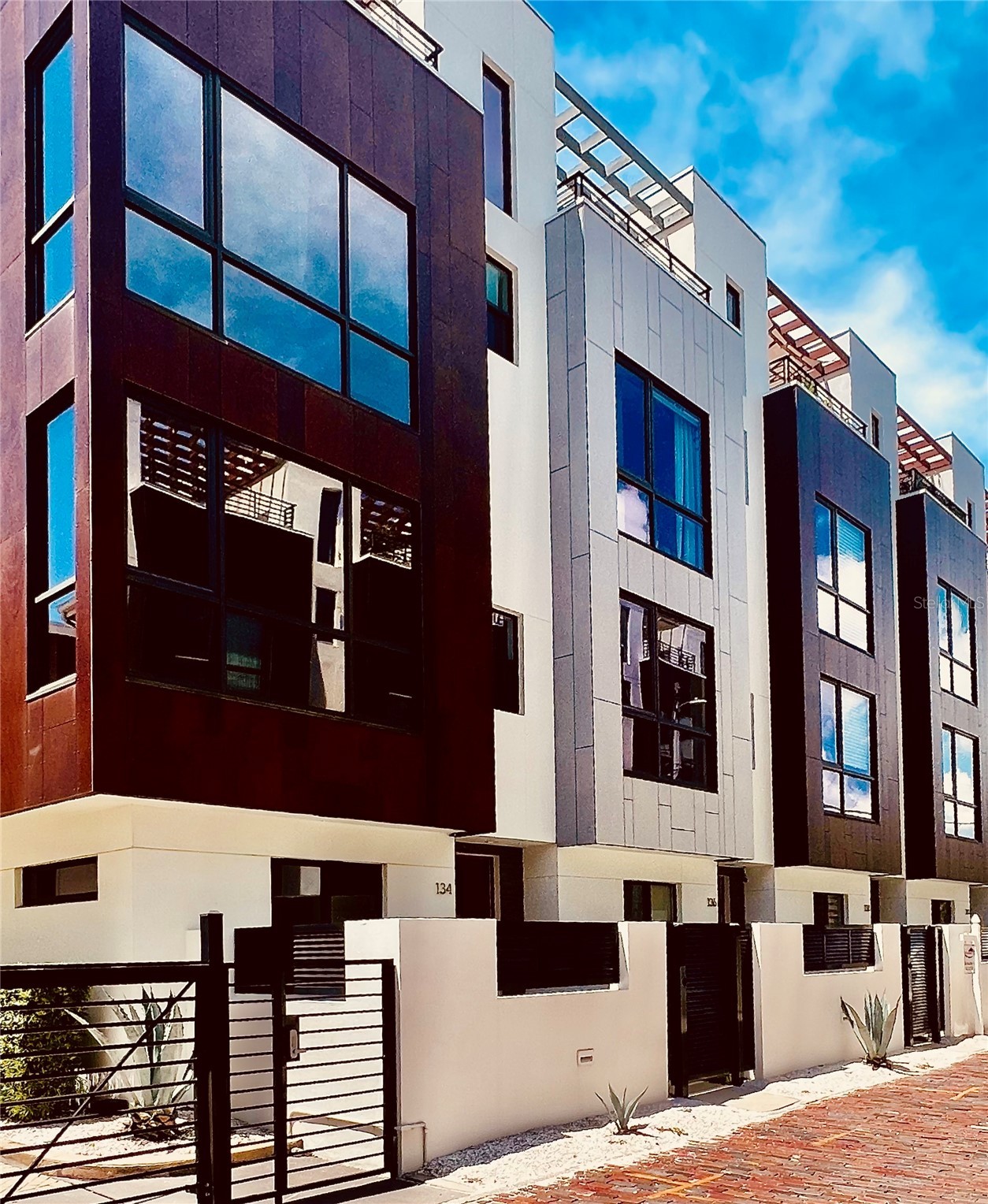 136 8TH STREET N