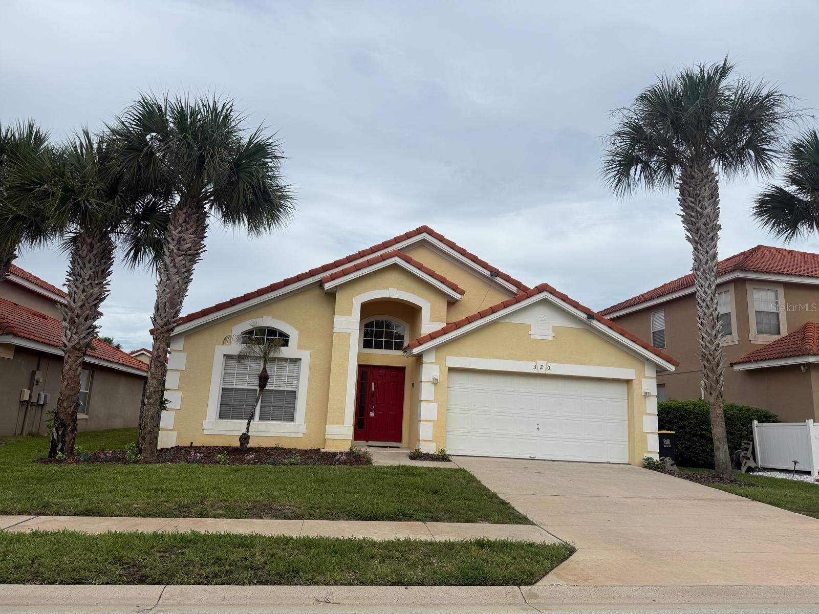 320 ROSSO DRIVE