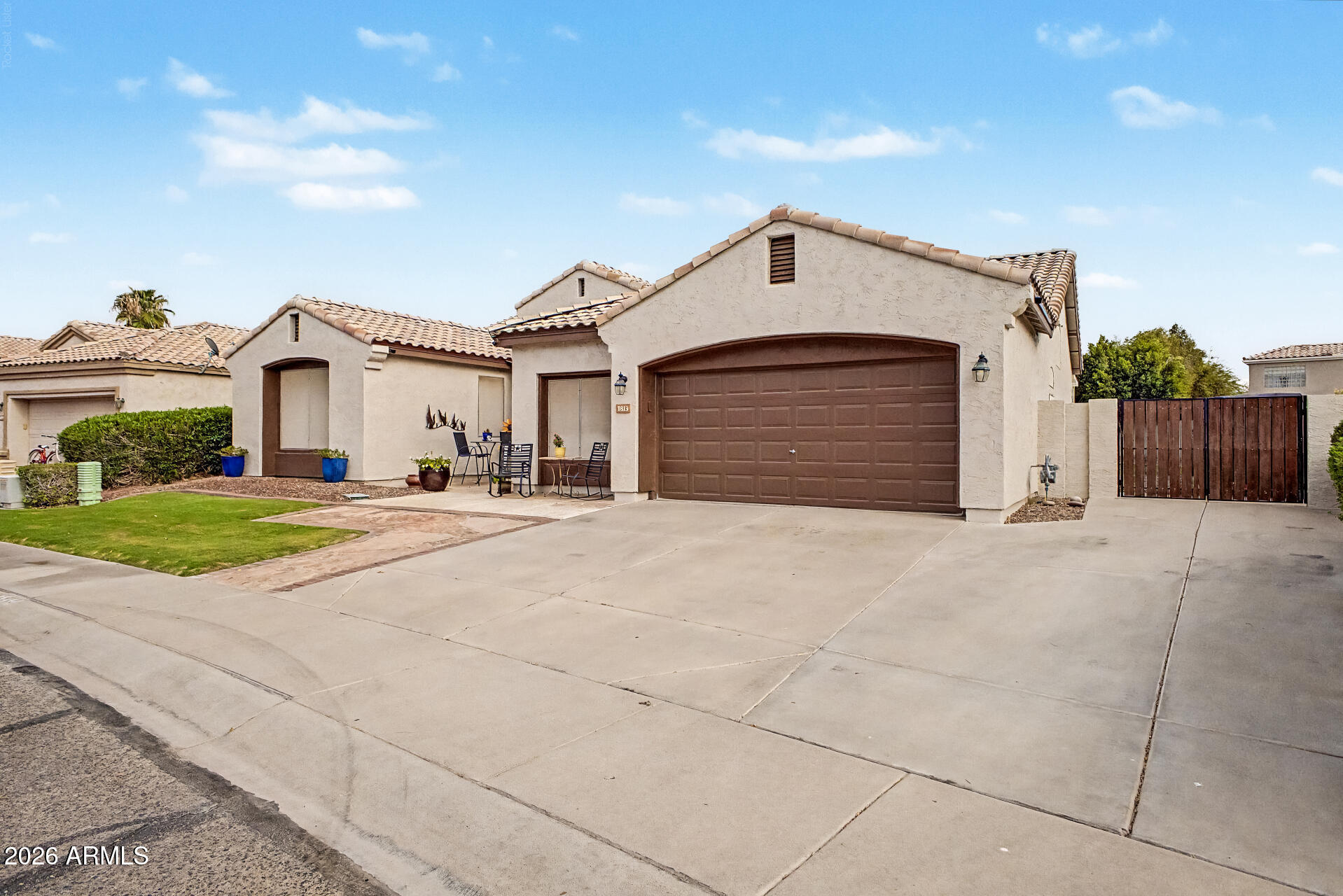 1813 W GOLDFINCH Way, Chandler, AZ 85286