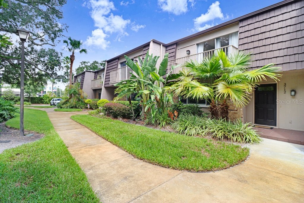 3712 CARROLLBROOK ROAD 3712
