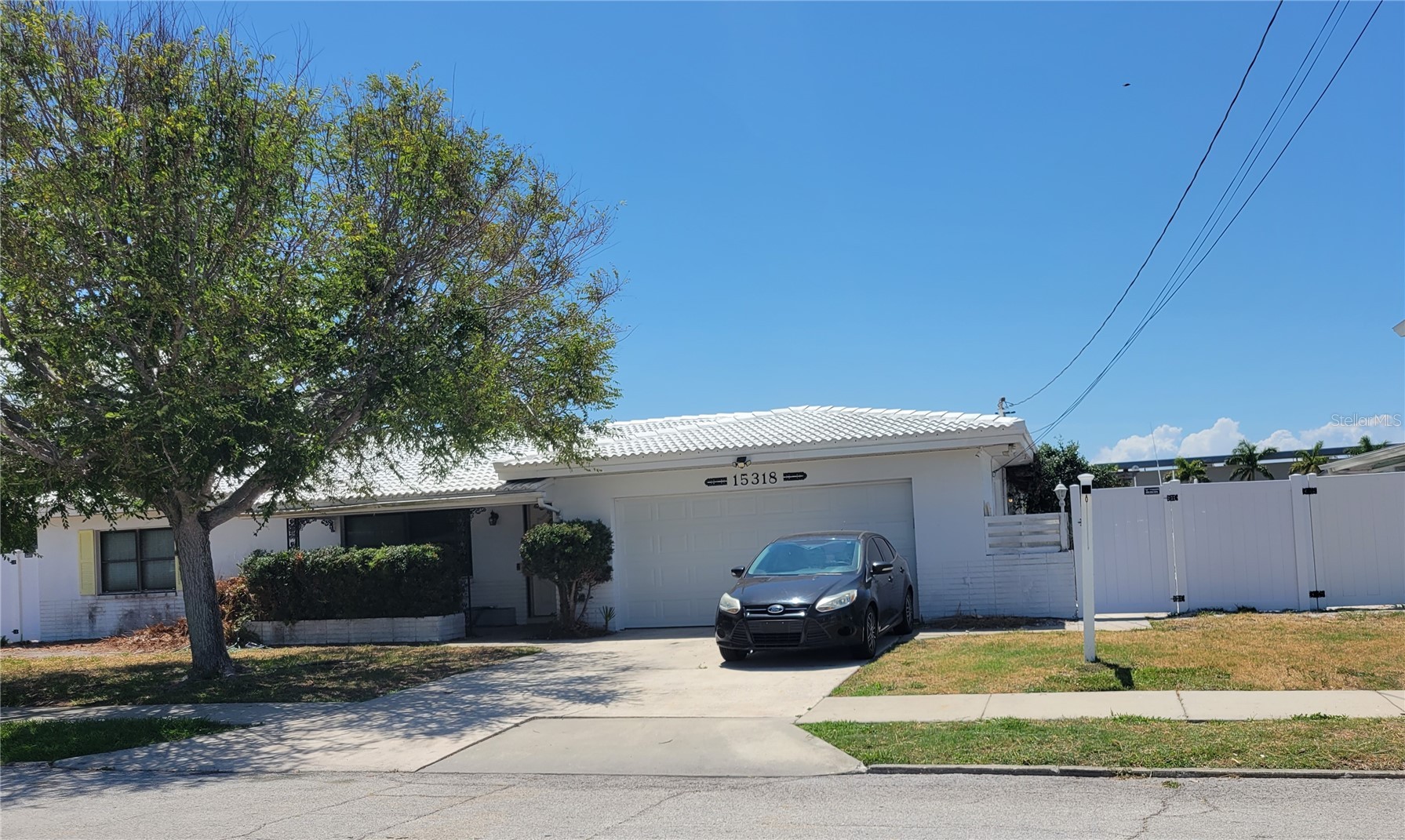 15318 HARBOR DRIVE