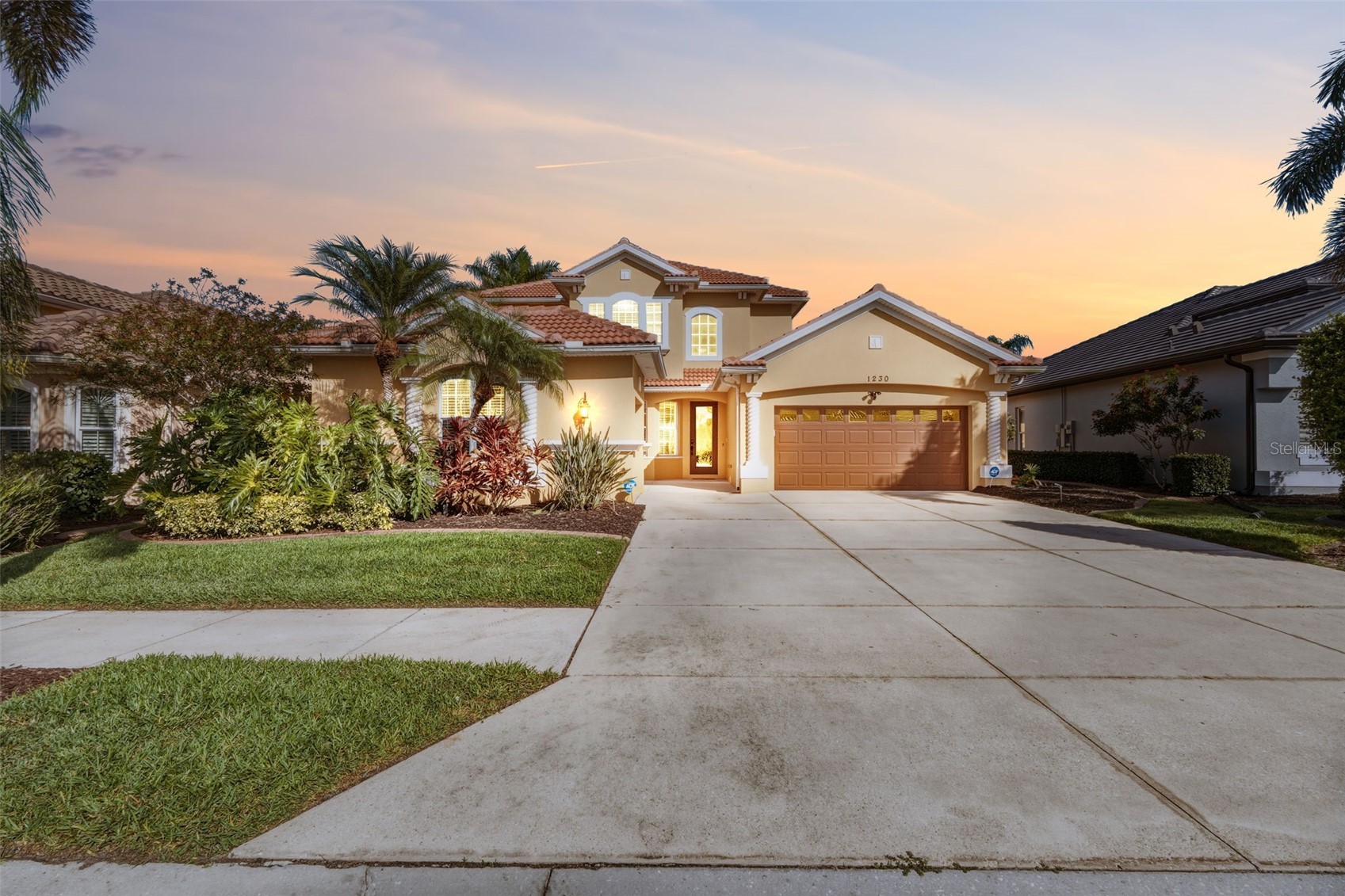 1230 CREEK NINE DRIVE