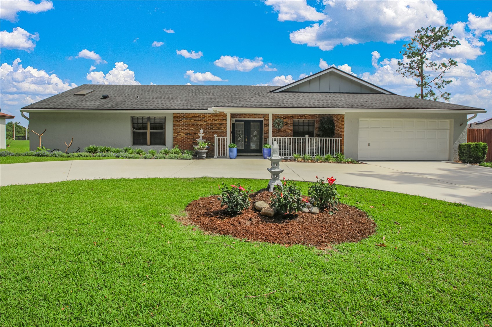 7243 WOODVILLE CRESCENT