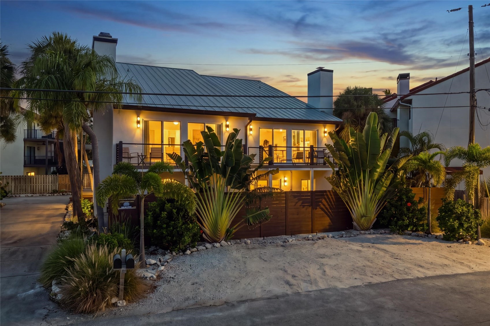 6796 SARASEA CIRCLE 3