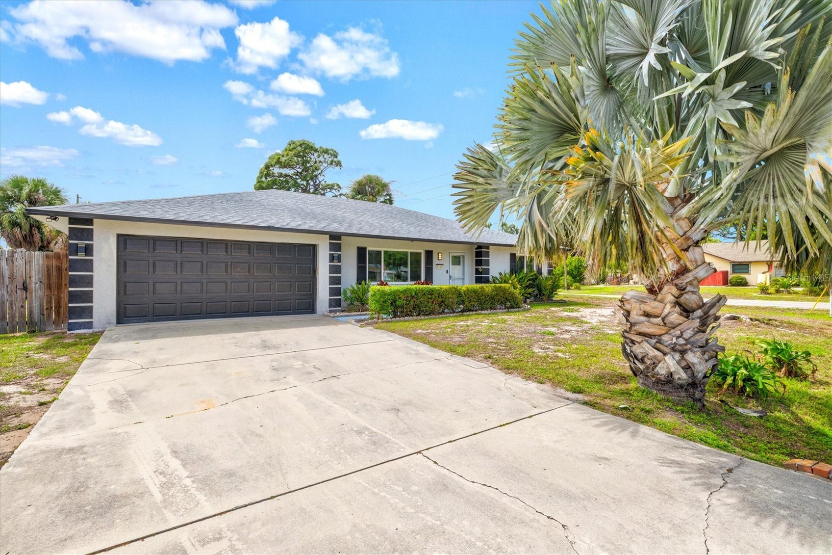 3310 SIESTA DRIVE