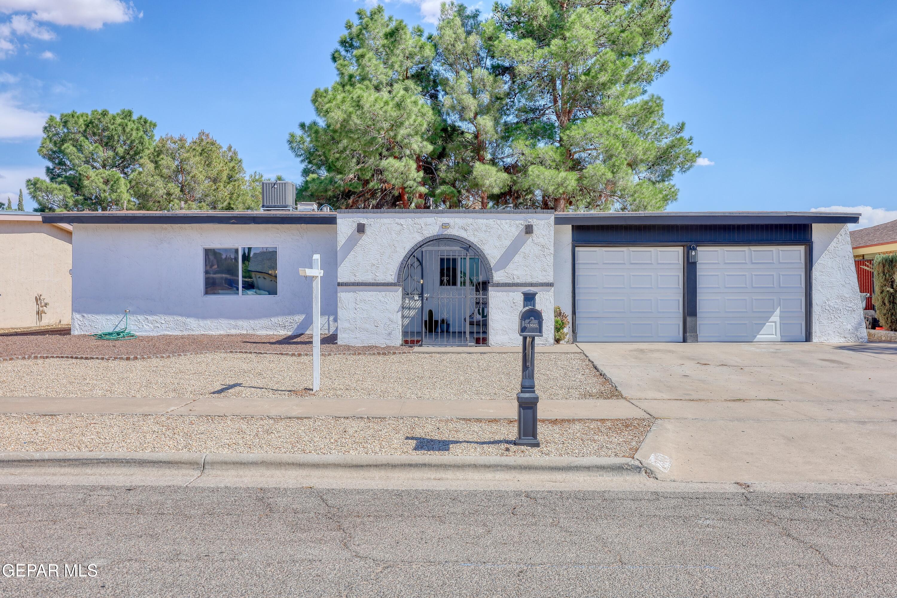 2320 SEA SIDE Drive, El Paso, TX 79936
