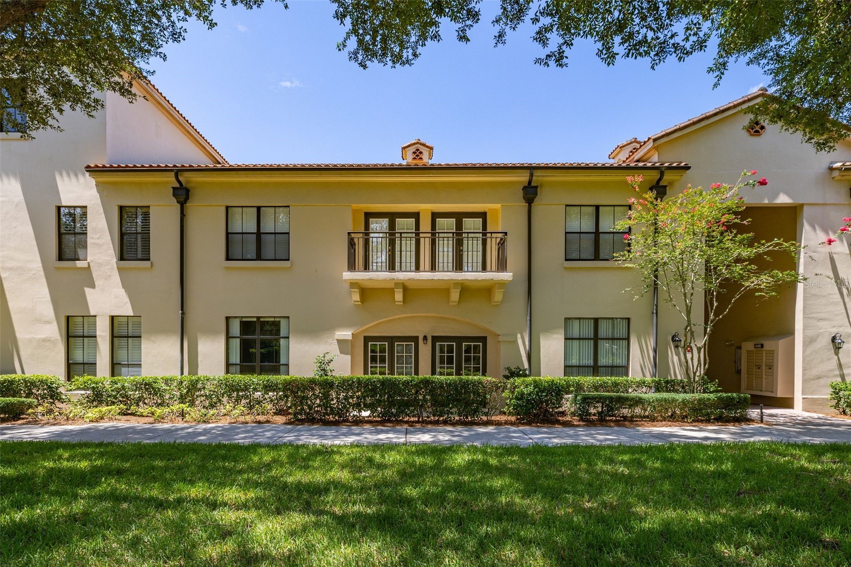949 WESTPARK DRIVE 106