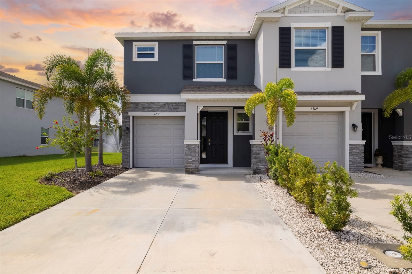 6593 SERENITY FALLS LN